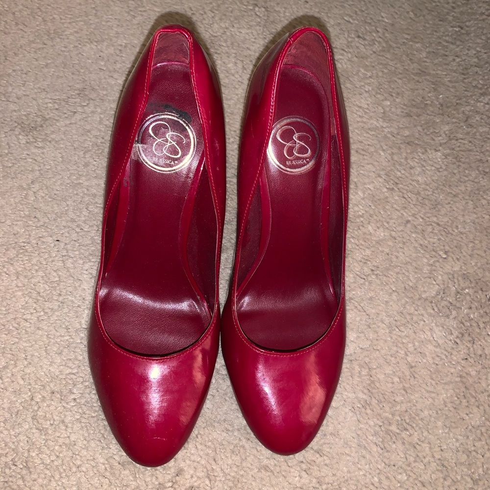 EUC Red Jessica Simpson Pumps